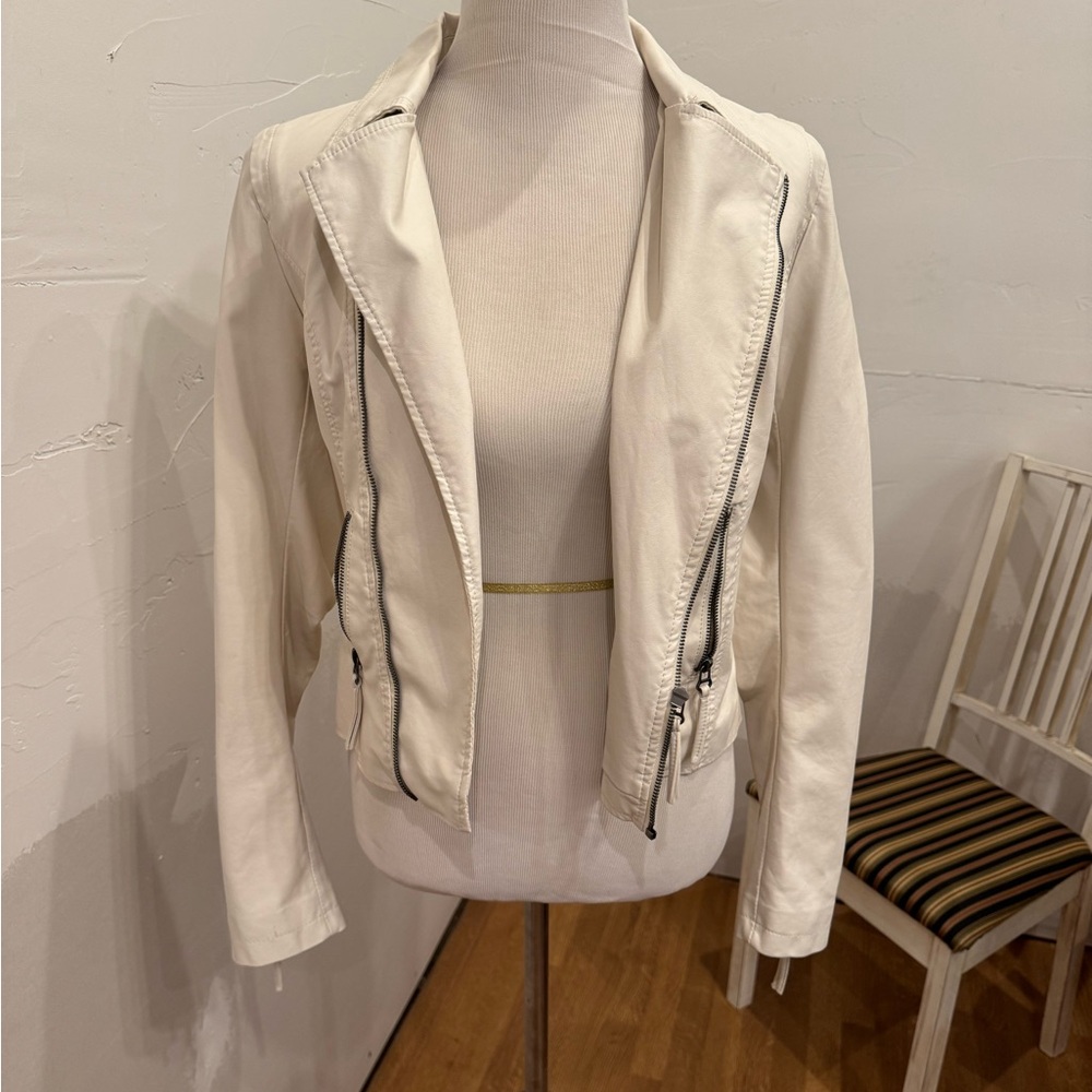 Chic Cream Leather Jacket for Women